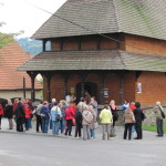 Setkání knihovníků - návštěva dřevěného kostelíku